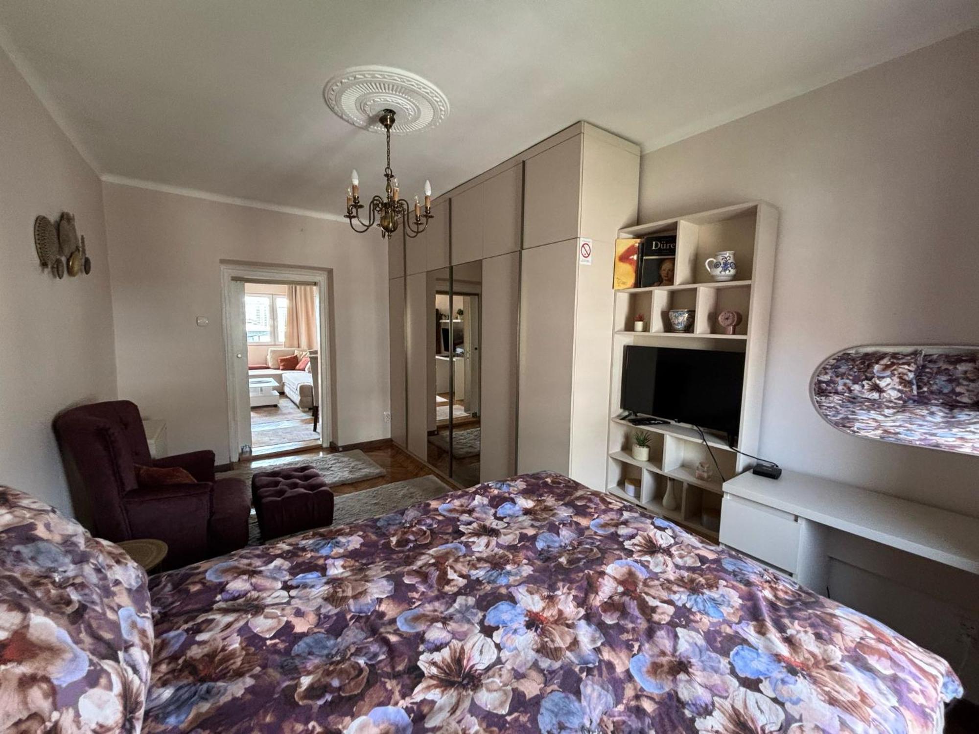 Apartment Wellness Belgrade Extérieur photo